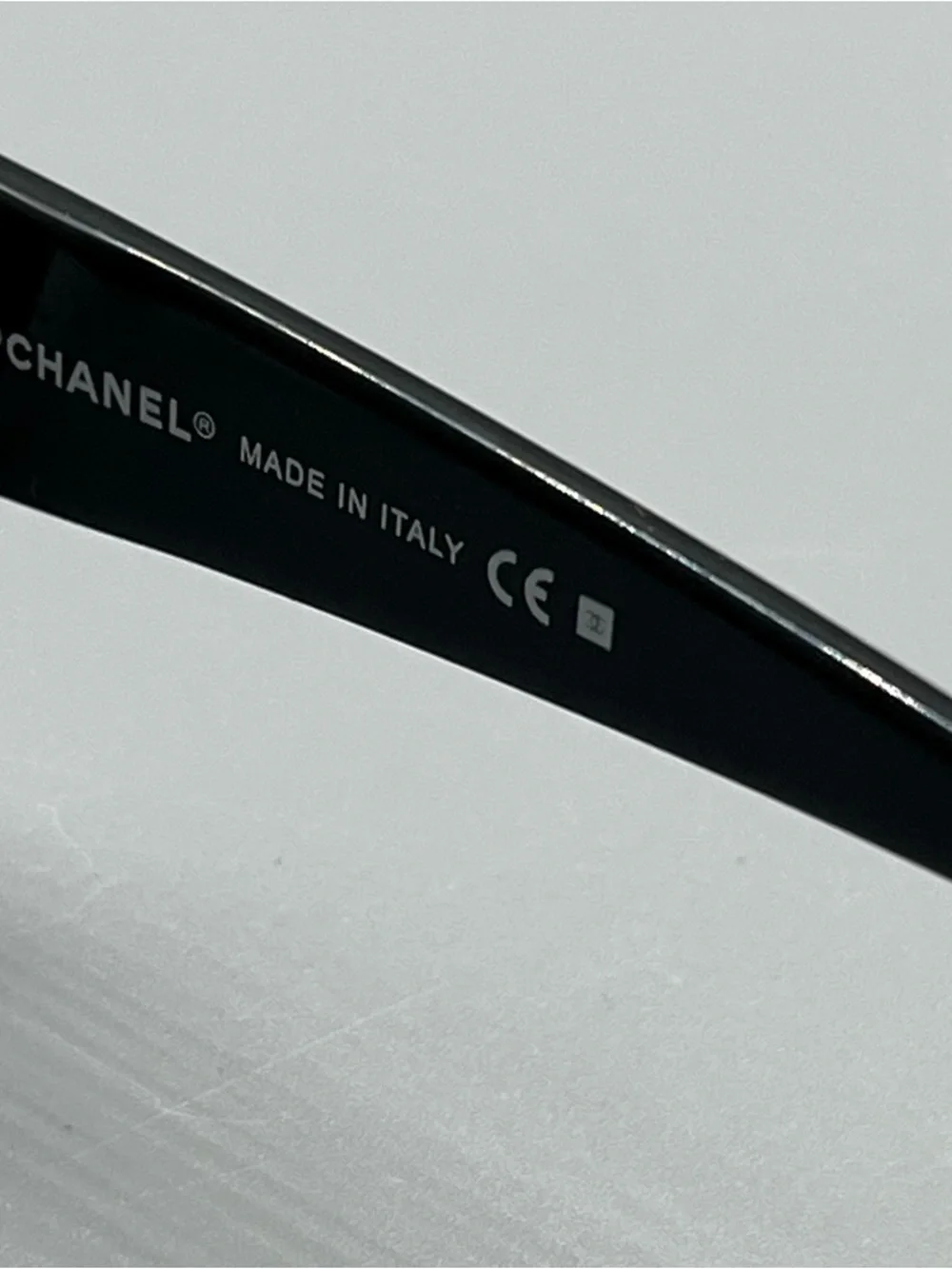 CHANEL 5101 Sunglasses Ladies In 50187 Black - Picture 8 of 11